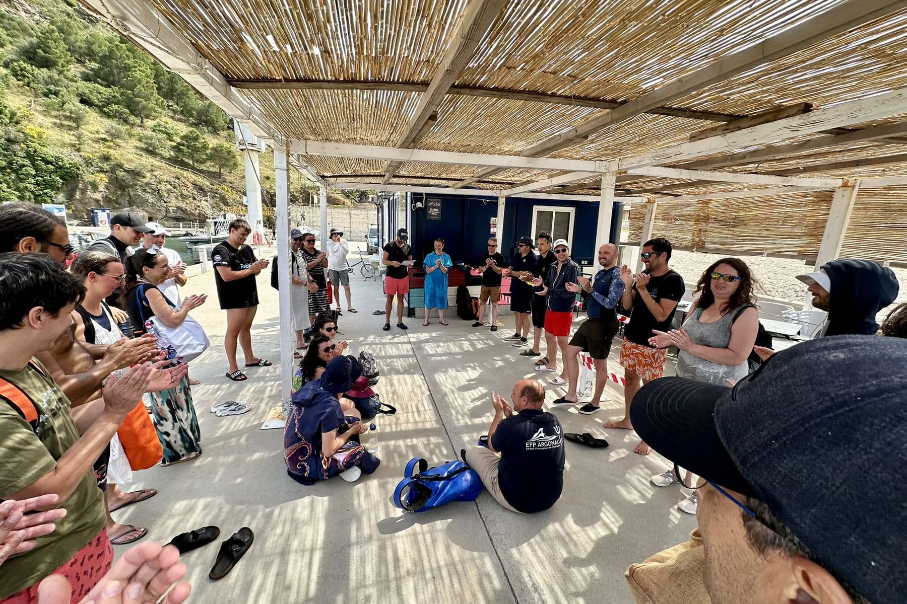 Moment convivial lors d'un événement du club